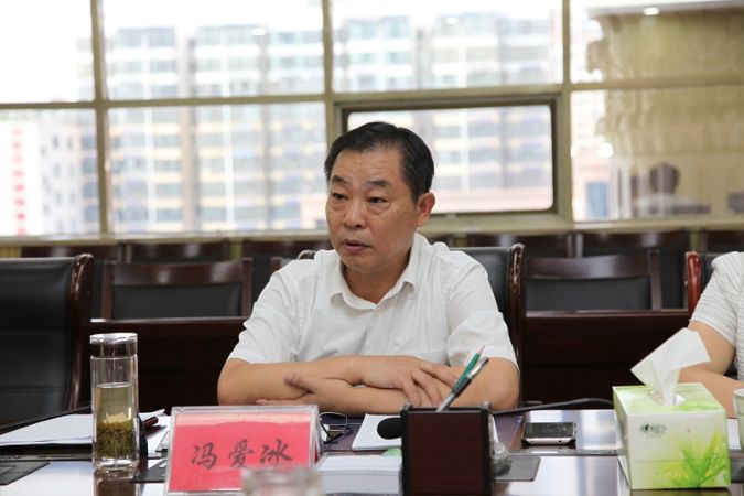 中院冯爱冰院长来任城法院督导检查扫黑除恶...